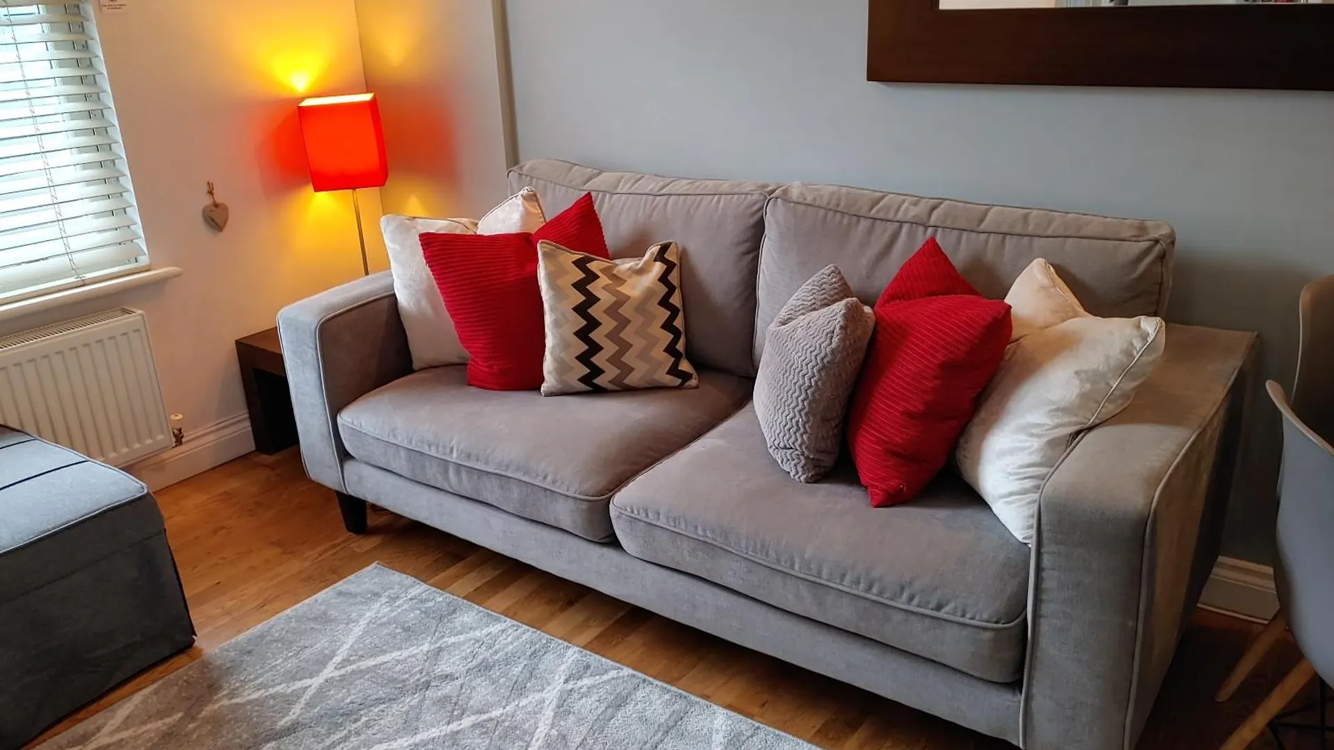 The Bath House Apartments - Free 1St Breakfast - Free Parking